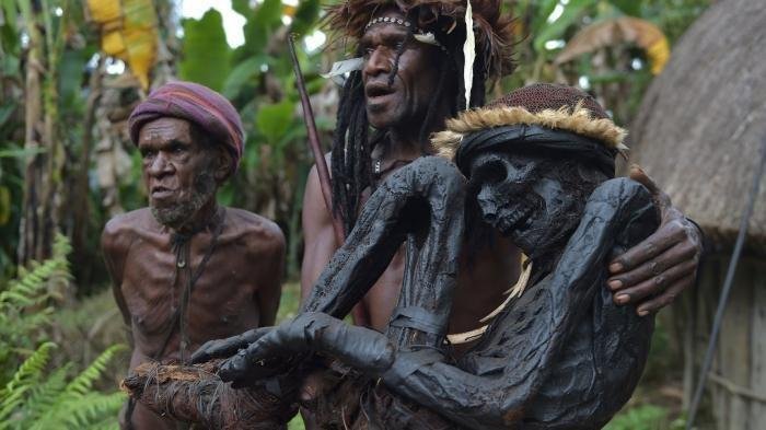 5 Keunikan Suku Asmat Papua: Eksplorasi Budaya yang Menakjubkan