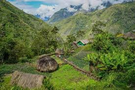 Eksplorasi Wisata di 5 Provinsi Papua yang Menakjubkan