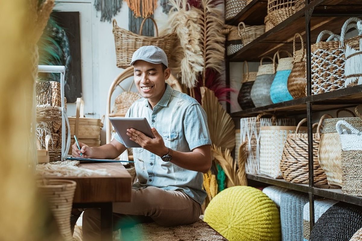 Memulai Bisnis di Sorong: Peluang Emas di Tanah Papua