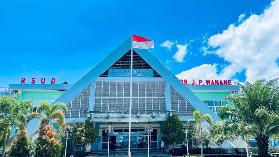 Melihat Sorong dari Dekat: Tradisi Lokal dan Modernisasi yang Harmonis