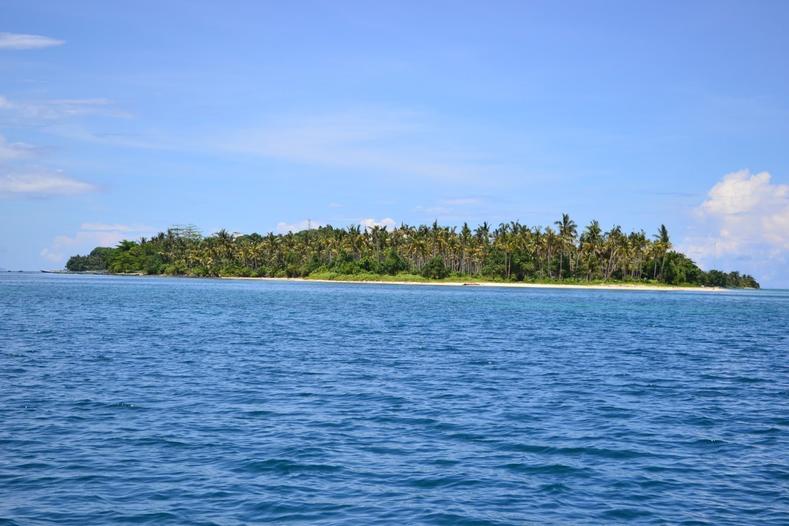 Petualangan ke Pulau-Pulau Tersembunyi di Kota Sorong: Surga Kecil yang Belum Terjamah