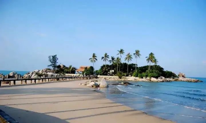 Liburan Santai di Sorong: Rekomendasi Destinasi untuk Healing dan Menyatu dengan Alam