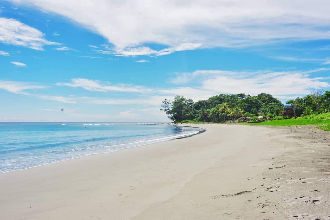 Itinerary 3 Hari di Sorong: Gabungan Eksplorasi Alam, Kuliner, dan Budaya Lokal Itinerary 3 Hari di Sorong: Gabungan Eksplorasi Alam, Kuliner, dan Budaya Lokal